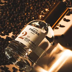 Press Gurwitz Perfumerie Eau de toilette № 2 Tonka bean, Pepper, Patchouli