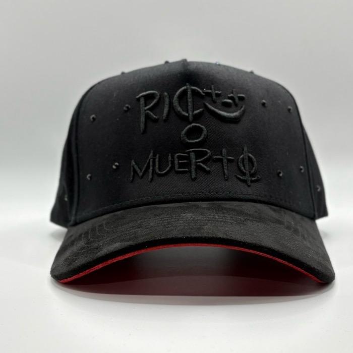Rico o Muerto Piedreria Snapback Cap - Black with Embroidered "RICHT" & "O MUERT" Text, Classic Style, Adjustable Fit