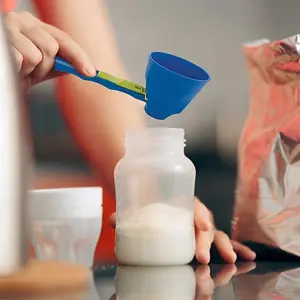 Quick Protein Powder Scoop with Funnel, Non-Spill Design, Durable PP Material, Easy Measuring & Filling, Essential for Gym & Kitchen, Kitchen Utensils Accessories