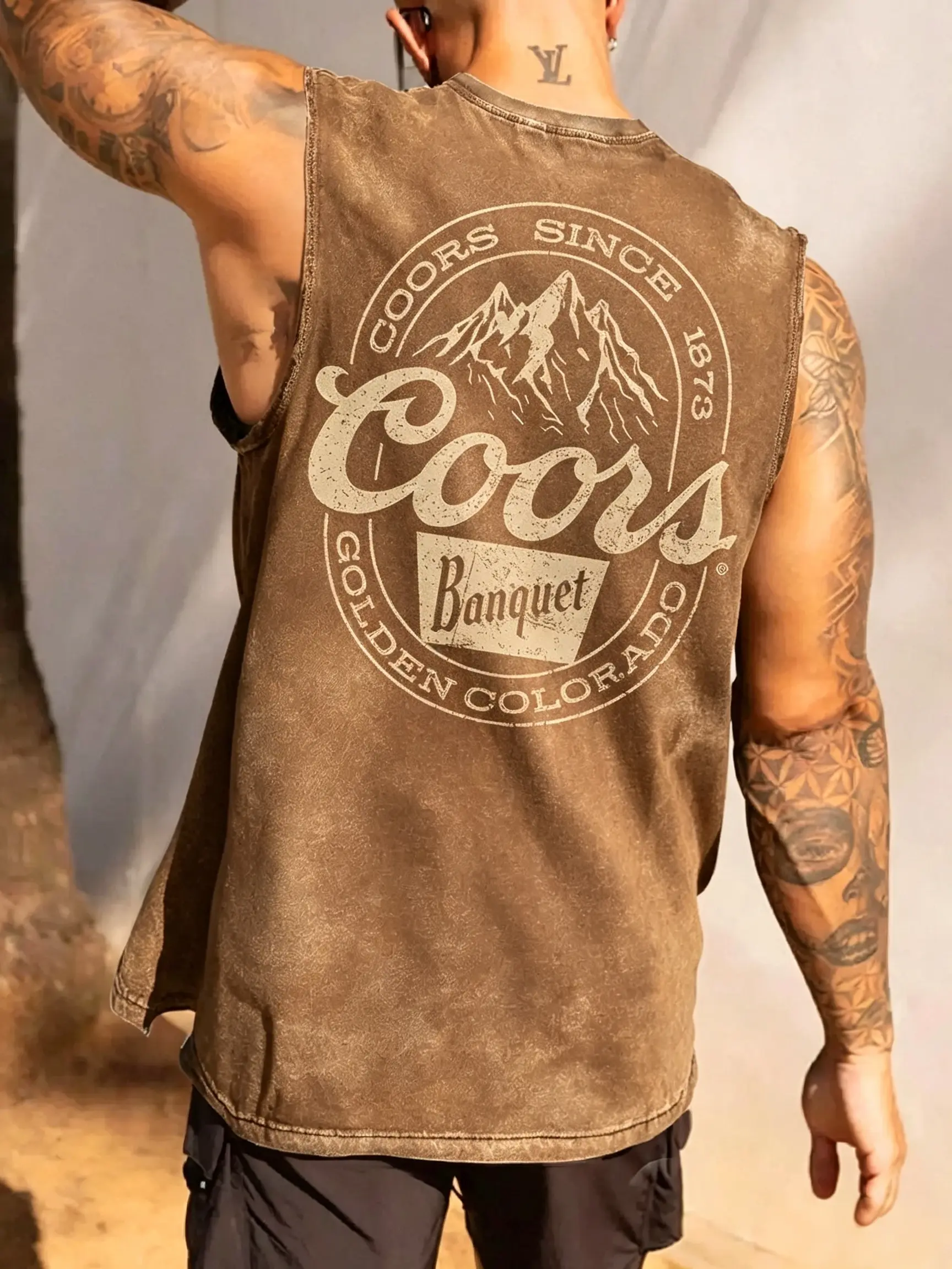 Men's Mountain & Letter Print Vintage Tank Top, Stylish Tank, Loose Casual Street Sleeveless Top for Summer, Men's Top for Daily Wear, Casual Sleeveless Vest