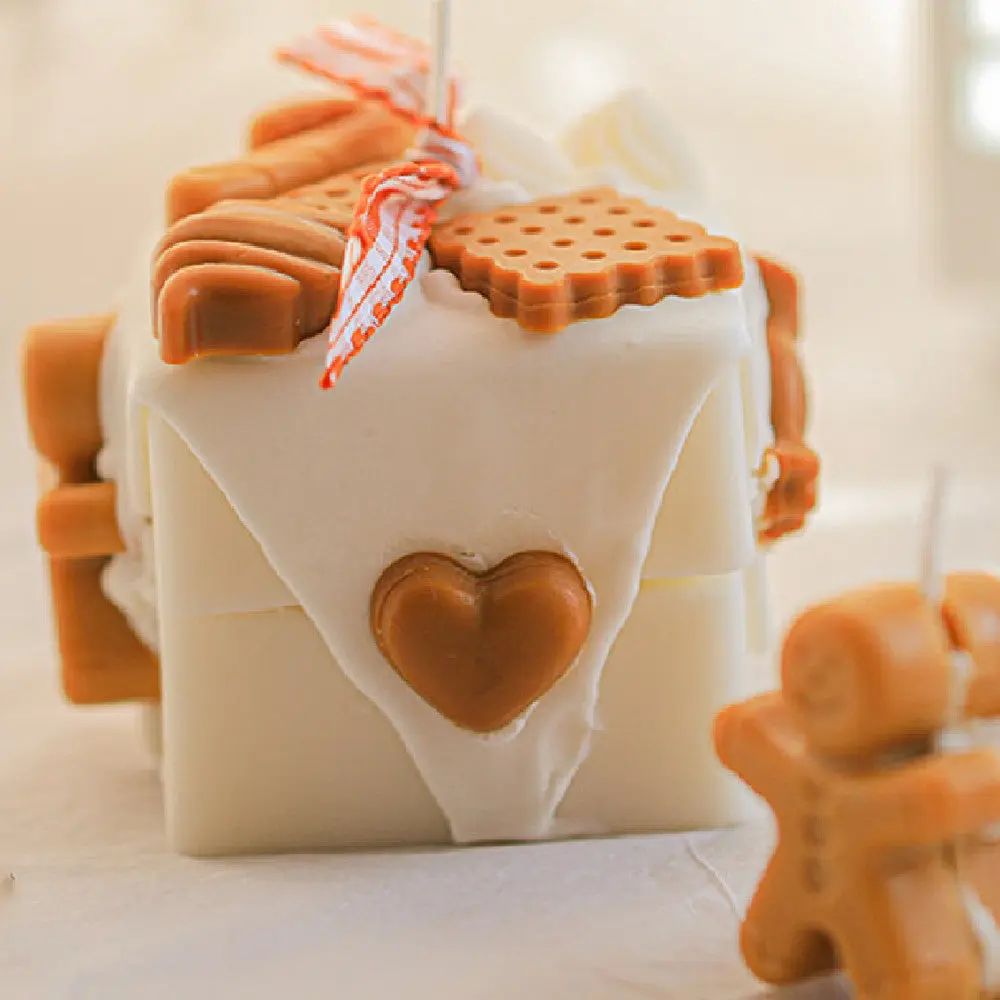 Gingerbread Man Christmas Scented Candles