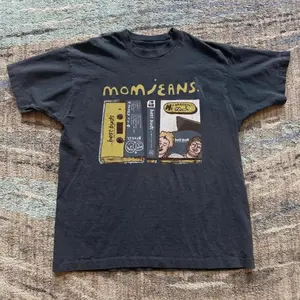 Women's Black T-shirt, Mom Jeans Graphic Tee, Vintage Momjeans Shirt, Y2k Unisex Graphic Tees Gothic Grunge Emo Scene Amity Affliction Style Clothes Menswear Womenswear Streetwear