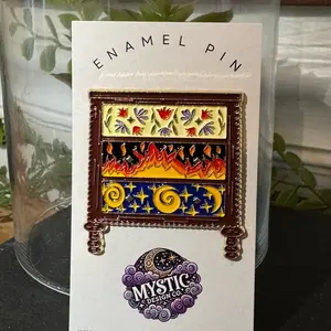 ACOTAR Feyre’s Dresser Enamel Pin