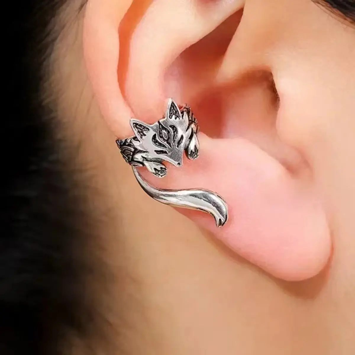 Distressed Silver Fox Ear Clip Earrings with Ear Hook - Fake Piercing Artificial Gemstone Statement Earrings, Versatile Funky Unique Jewelry Accessories for Daily Matching, Versatile Earrings