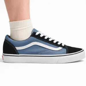 Vans Old Skool Sneakers for Men VN000D3HNVY with Round Toe and Laces