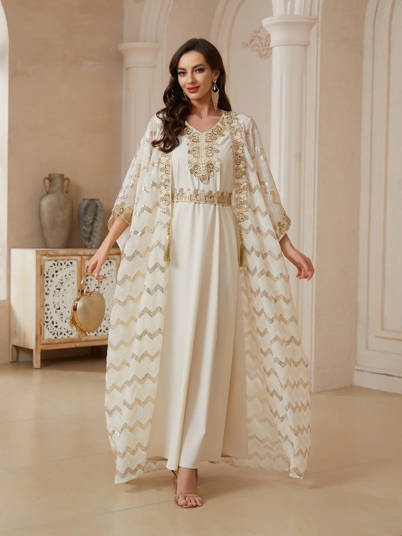 Targeted in-stock Middle Eastern women's traditional style embroidered mesh two-piece dress JaIabia, Islamic Muslim Targeted in-stock Middle Eastern women's traditional style embroidered mesh two-piece dress JaIabia, Islamic Muslim