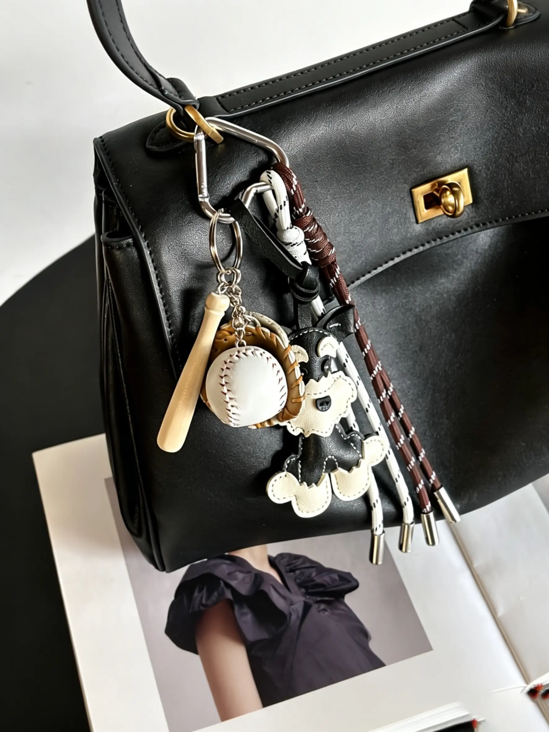 Bag Pendant Schnauzer Bag Charm, Trendy Bag Charms, Mini Baseball Set Not Easy To Rust Suitable For Backpacks And Keys Couple Ornaments Best Friend Ornament Woven Rope Bag Charm Keychain Purse Charm, Animal Bag Charm, Purse Accessories Charm