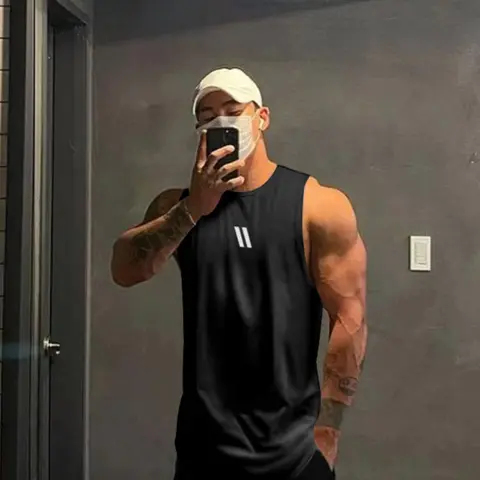 Men's Solid Color Mesh Tank Top, Regular Fit Casual Quick Drying Breathable Sleeveless Top for Summer, Men's Clothes for Gym Workout Running, Sleeveless Workout Vest, Activewear Vest, Workout Clothing