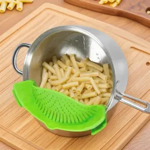 Silicone Pasta Strainer Colander, Heat Resistant Clip-on Food Strainer, Multifunctional Kitchen Strainer for Pasta, Vegetable, Fruit, Kitchen Gadgets, Utensils, Kitchen Cooking Accessories