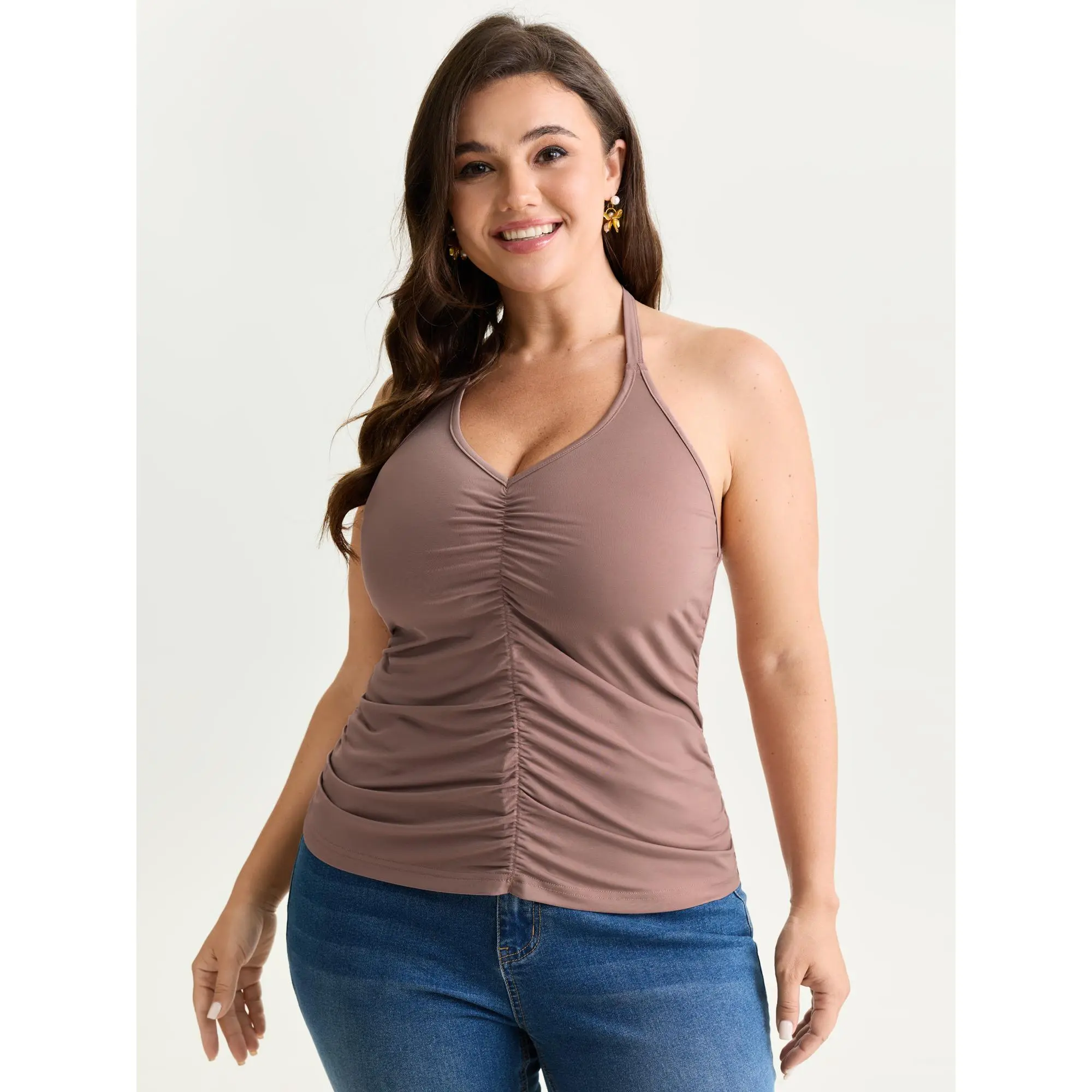 BloomChic Women's Plus Size Timeless Ruched Front Tank Top, a Basic Solid Cropped Garment in a Quality Polyester Mix Fabric for Going Out