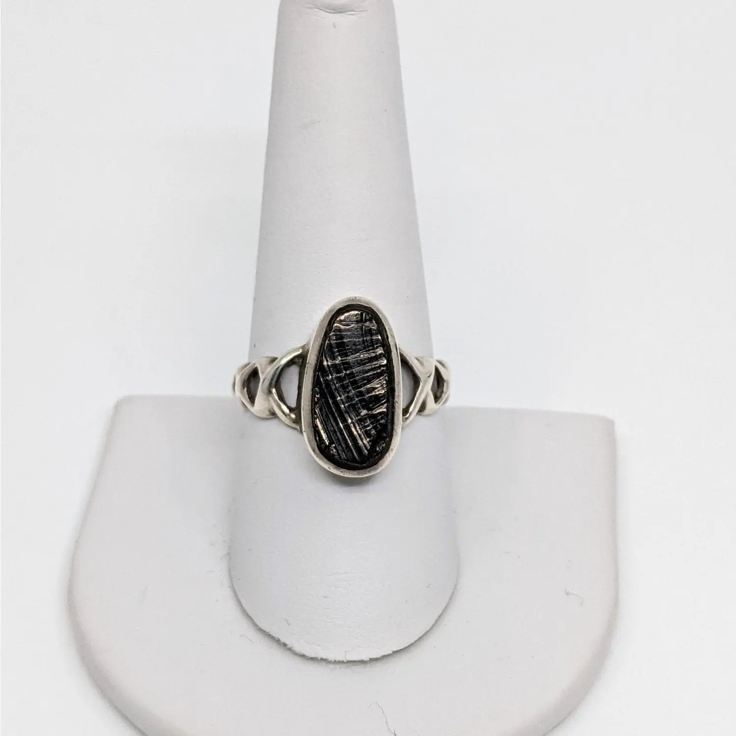 Shungite Size: 9 S.S Ring #J946