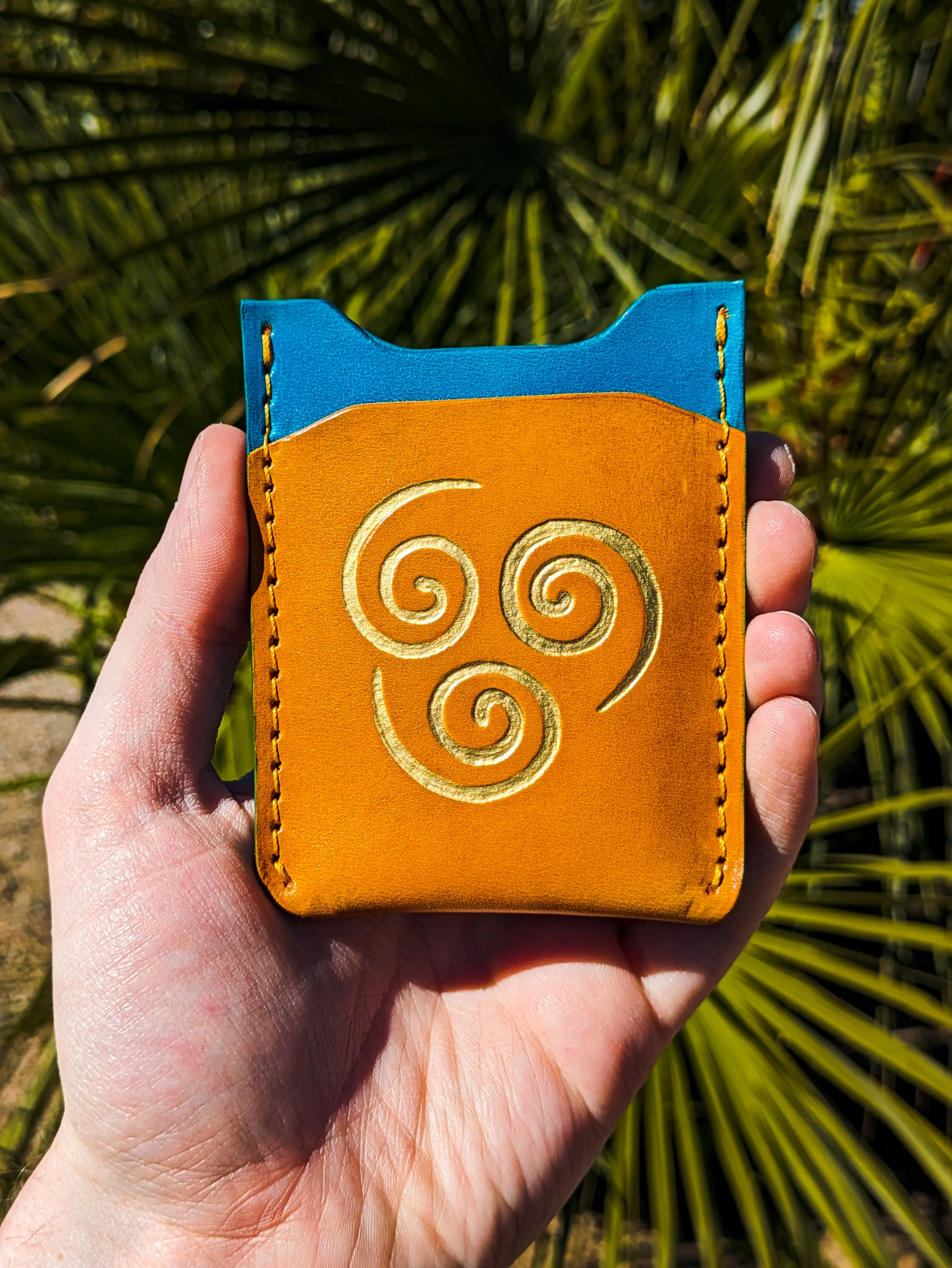 Avatar Air Element Pygmy Wallet - Leather Vertical Card Wallet