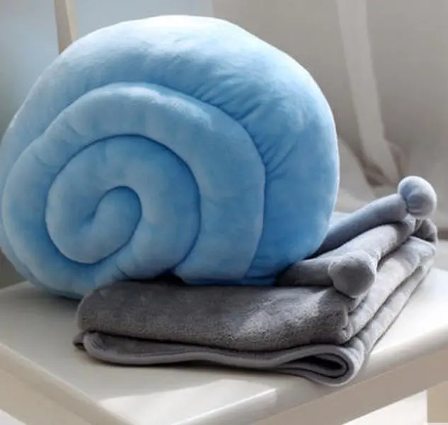 2 in 1 Plush Pillow Blanket
