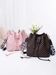 Women's Large Capacity Bucket Bag, Random Print Drawstring Commuter Bag, Fashionable Shoulder Crossbody Bag, Trendy Casual Handbag, Stylish Crossbody Bag