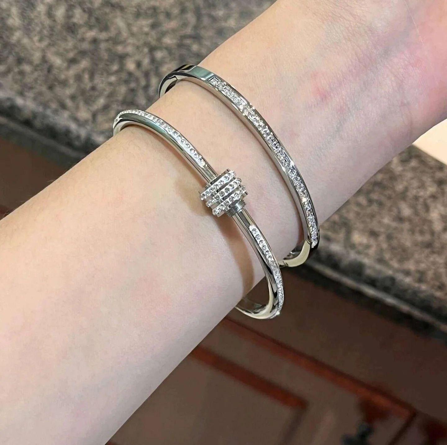 5-Piece Luxury Bracelet Set for Women – Gold & Silver 18K Plated Stackable Bangles | Aesthetic Designer Style | Viral TikTok Jewelry