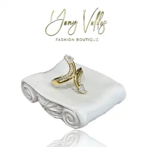 Gold Ring  Modern, simple and eye-catching style
