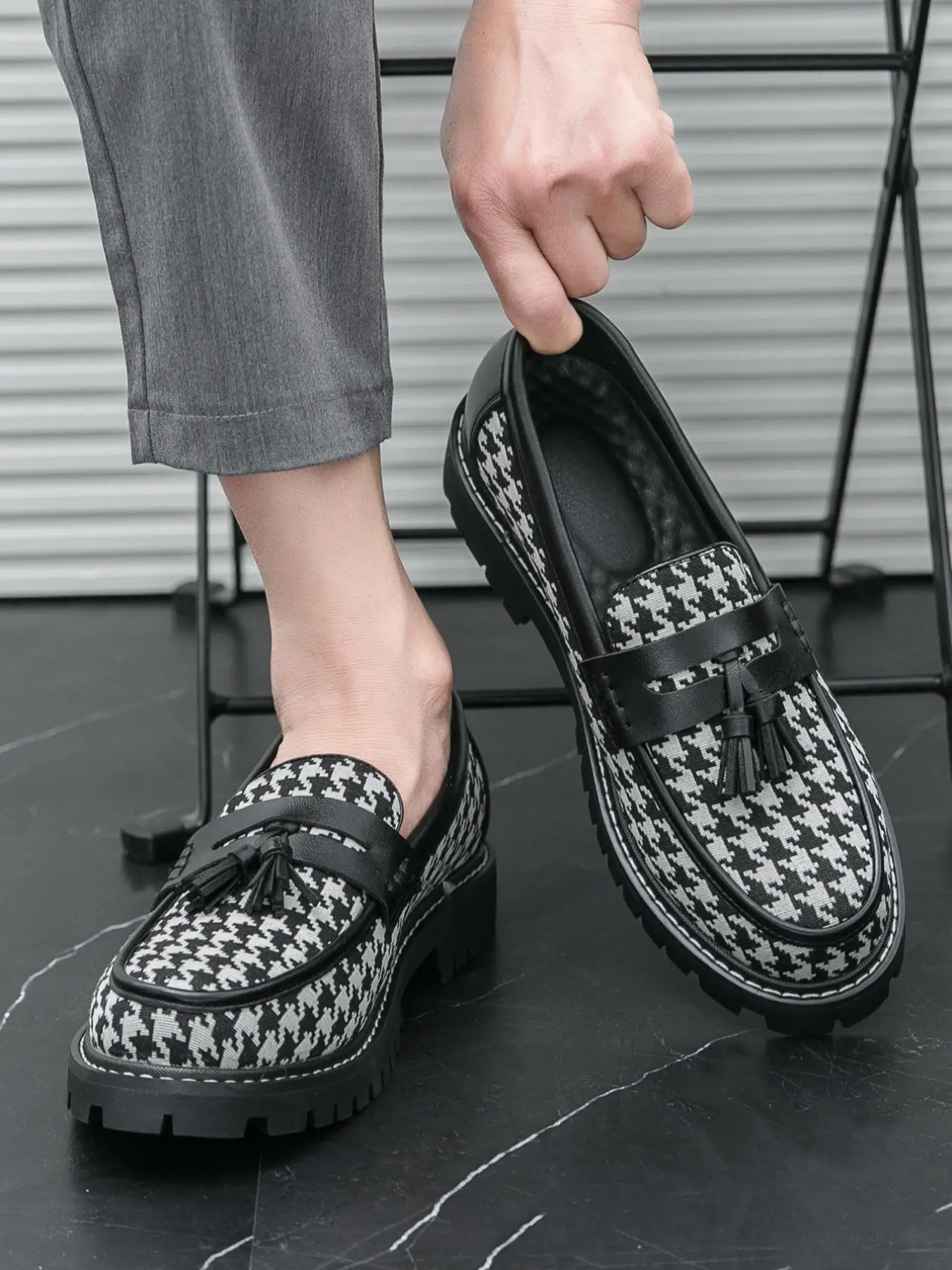 Men's Fashionable Houndstooth Pattern Tassel Decor Loafers, Casual Comfortable Loafers for Daily Wear, Fashion Shoes for Party, Business Casual Shoes, Daily Clothing Decor, Casual Slip On, Casual Summer Shoes