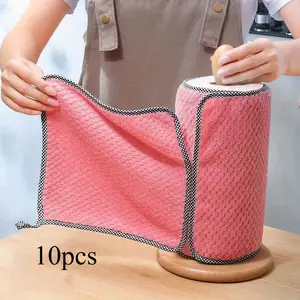 Kitchen cleaning cloth, absorbent small square towel, hanging coral fleece towel, thick wiping table and dishwashing cloth, kitchen cloth