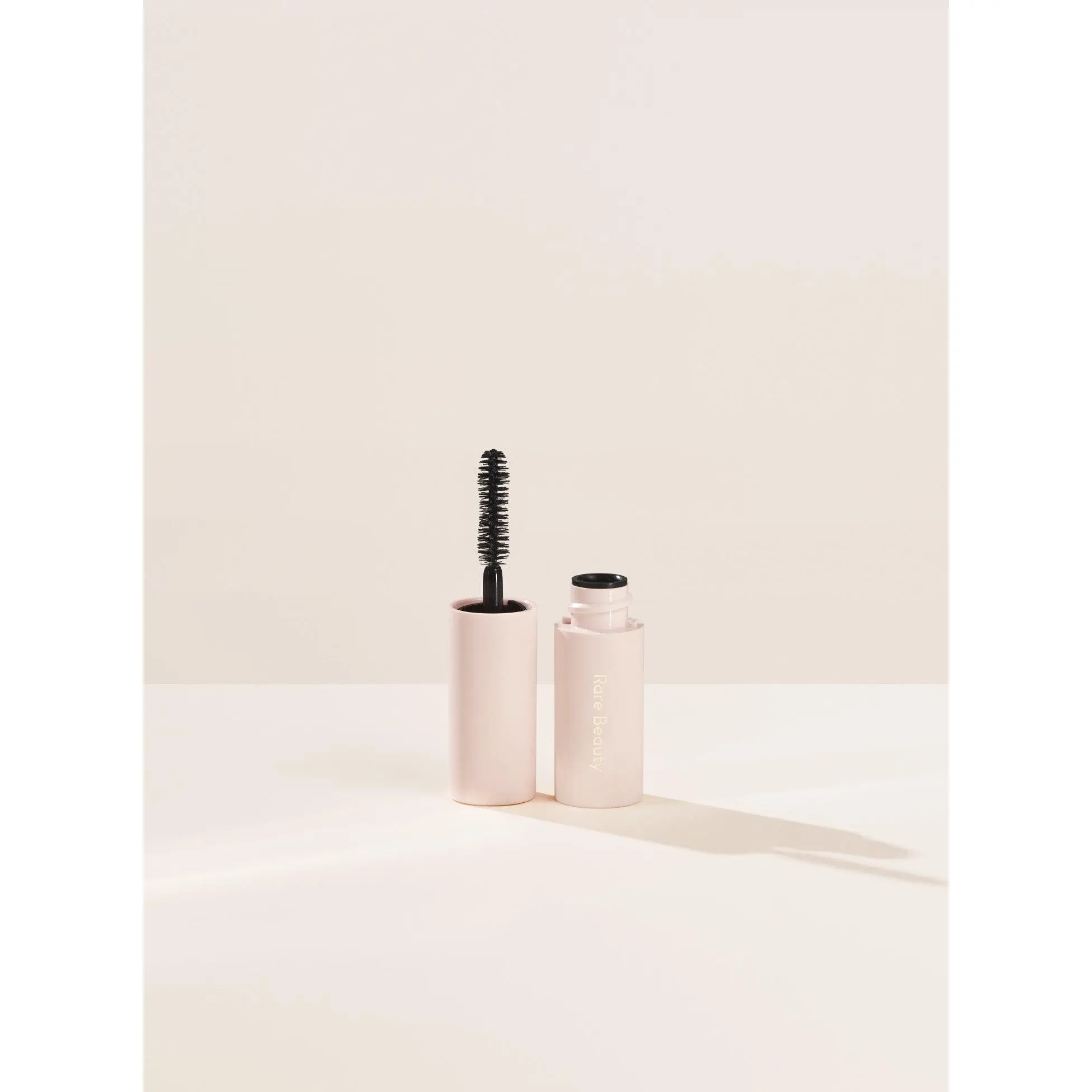 Perfect Strokes Universal Volumizing Mascara Mini Perfect Strokes Universal Volumizing Mascara Mini