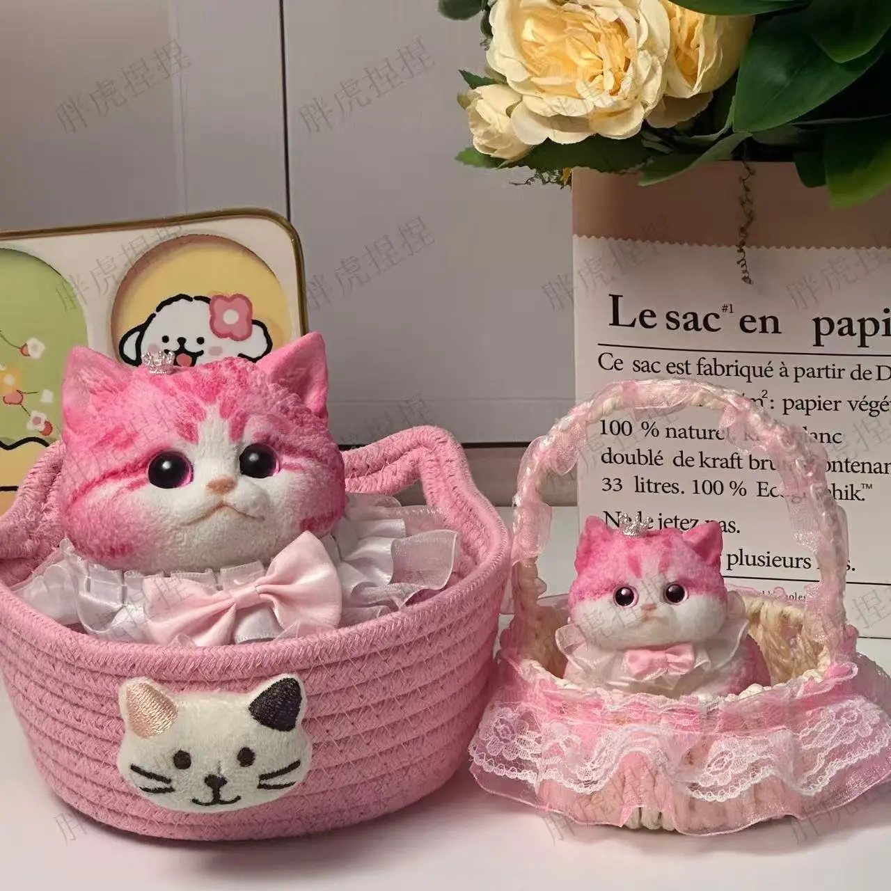 Hand-made kneaded cat high-quality one large and one small combination gift for children and girlfriends on Qixi Festival and New Year's Day