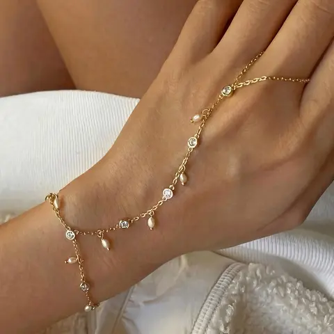 Elegant Pearl Zircon Linked Jewelry Bracelets for Women, Perfect for Daily Wear, Parties, Dinners, Ideal Gift, Casual Style, All Seasons