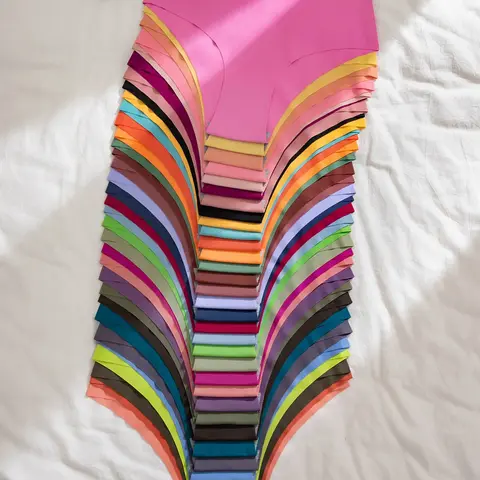 【Black Friday】Women’s 33-Pack Assorted Solid-Color/All-Over Print Seamless Briefs, Soft, Comfy, Breathable Stretch Panties for Daily Wear, Basic All-Season Underwear