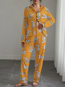 Women's Tiger Print Pajama Set, Casual Fitted Long Sleeve Shirt & Elastic Pants, Soft Stretchy Fabric, Fall Winter Home Wear Loungewear