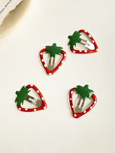 Set of 4 Strawberry-Shaped Hair Clips, Cute Star Design Bb Pins, Sweet and Adorable Headwear for Girls, Perfect for Beach Days, Barrettes Hair Clips