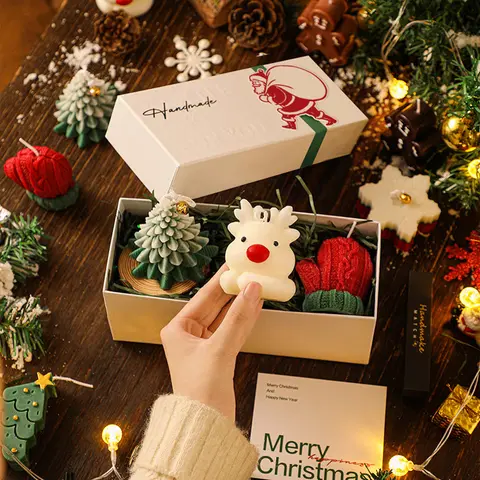 Christmas Creative Handmade Scented Candles Set, Christmas Party Favors Gift, Deer Shaped Aromatherapy Candle Box, Best Christmas Fragrance Gift, Gift Packaging