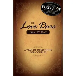 USED Book - The Love Dare: Year of Devotions for Couples: Day by Day by Stephen Kendrick (Paperback) - english