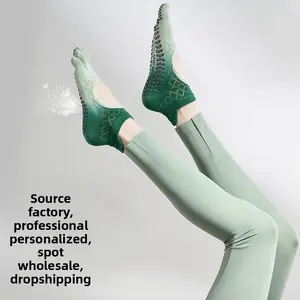 Mesh gradual change dispensing yoga socks non-slip professional women's five-finger socks backless split-toe Pilates socks