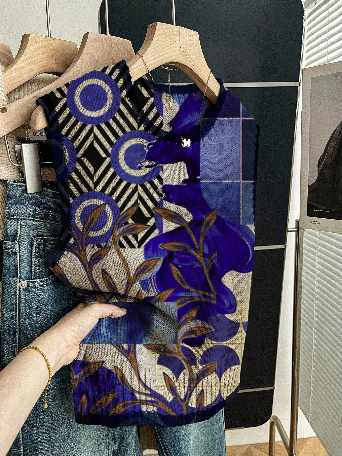 Women's Loose Crew Neck Sleeveless Knit Top, Colorblock Vest Pullover, Casual Knitted Vest, Vintage Tops, Spring Summer Casual Style, Dark Blue Trim, Contrast Irregular Patchwork Print, Wear Alone or with Vest, Daily Outdoor Wear, Womenswear
