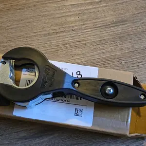 review image 0