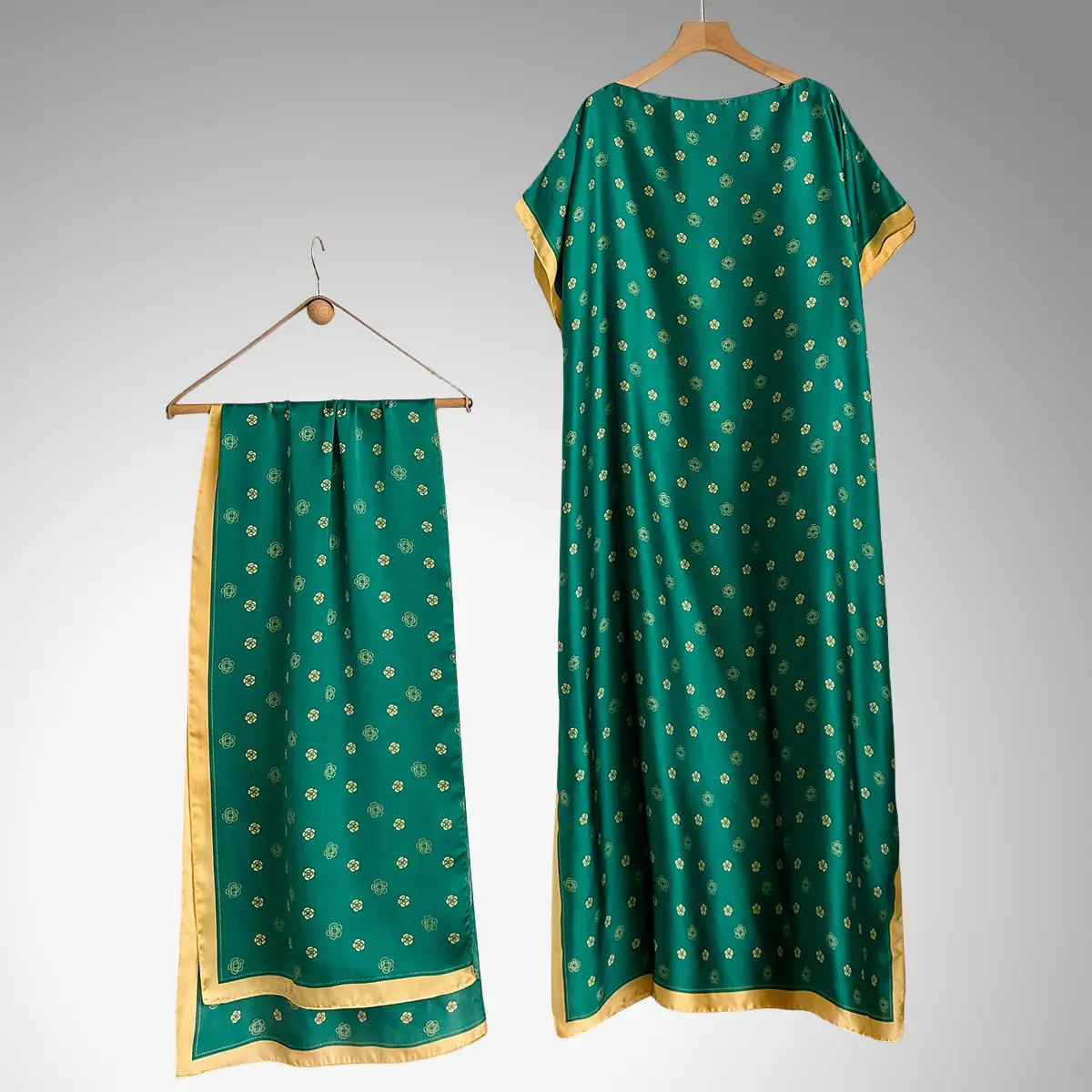 85  Small flower bright green