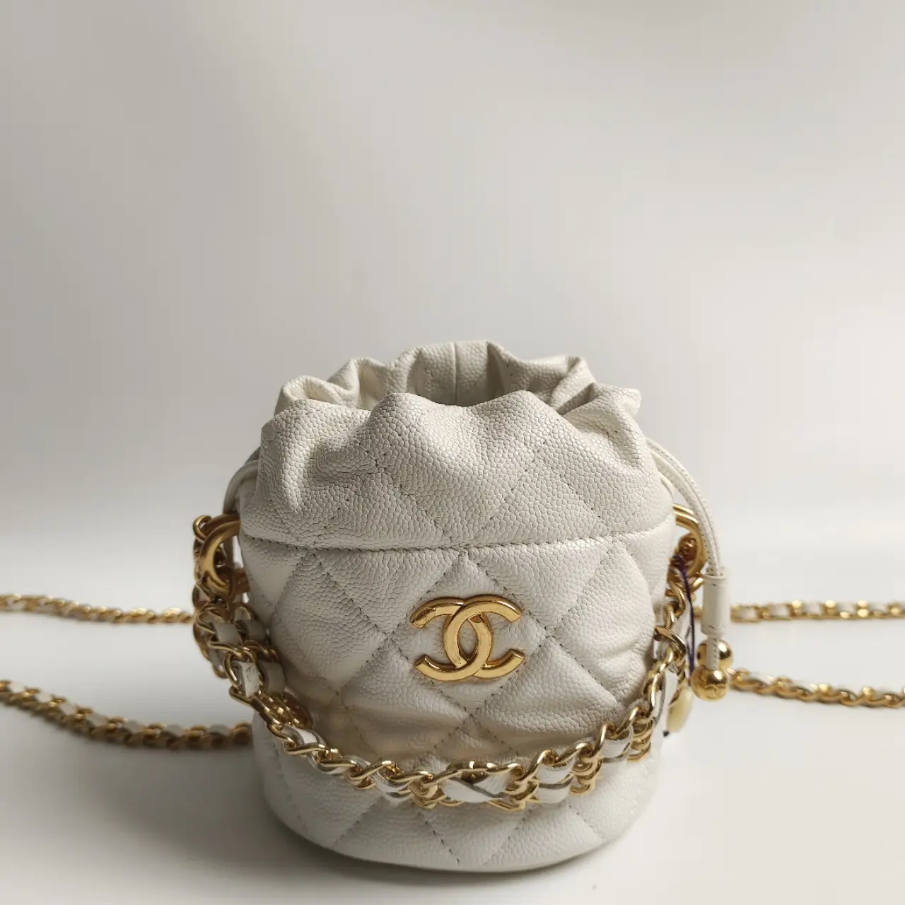 CHANEL ホワイト ミニバッグ CHANEL Vintage Micro Crossbody Bag White | eBay