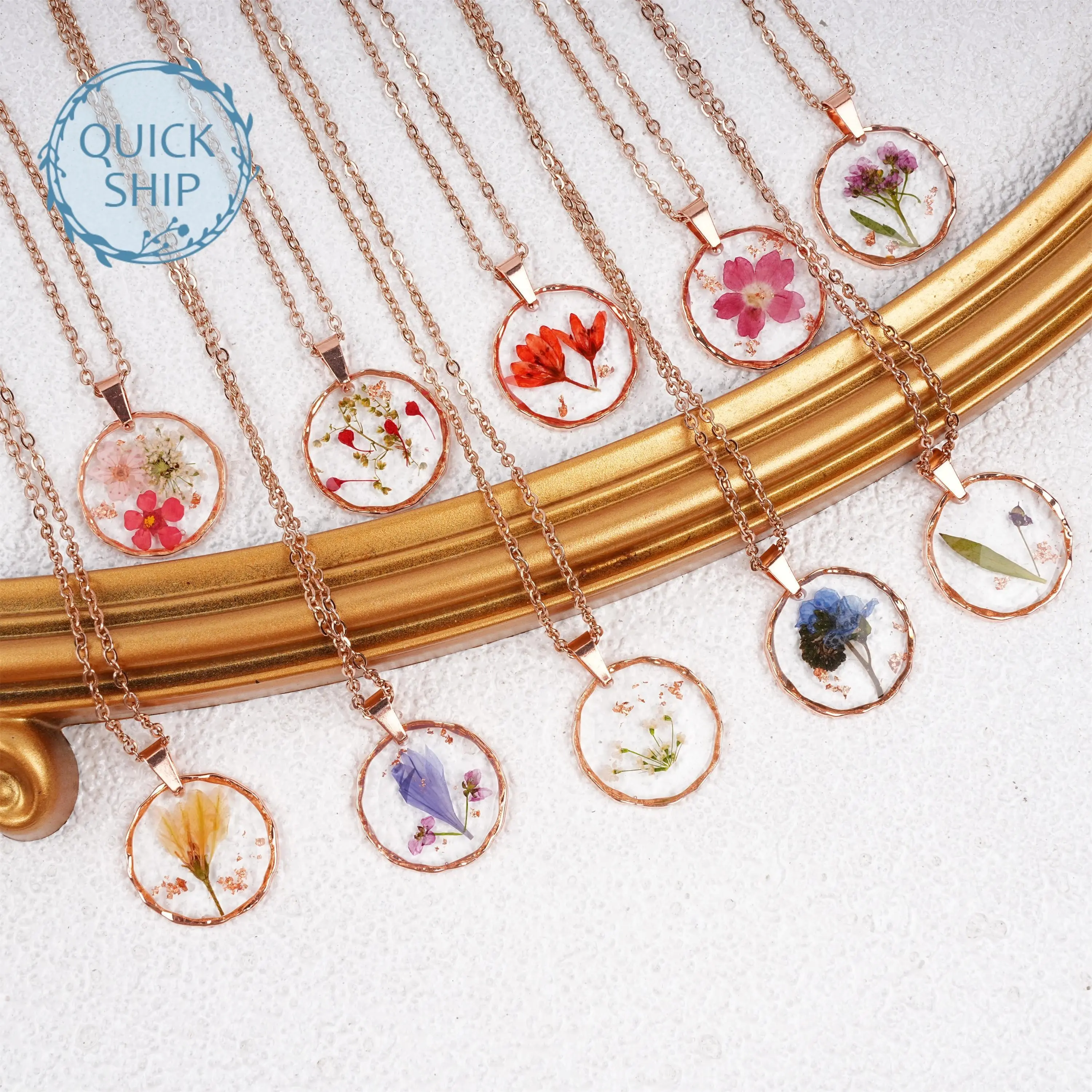Golden Real  Dried Flower Necklace for Women, Irregular Shape Pendant, Birthday and Vaentine's Day Gifts