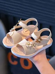 New 2026 Kids Sandals Summer Fashion Princess Style Beach Shoes Soft Sole Toddler Girl Casual Student Girls' Sandals Outdoor Sports Leisure School Soft Bottom Sandals