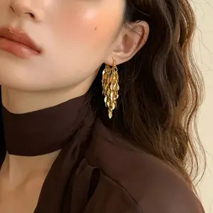 Exquisite tassel gold leaf niche earrings DDES0351, fashionable and unique creative ear cuffs, everyday earrings, 14K gold-plated