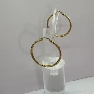 Aretes 10k Torcidas 2mm de Grosor 10k Material 2mm Thickness Precision Dimensions Unisex Ideal for Various Applications
