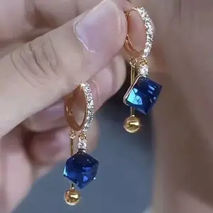 Elegant Fashion Blue Full Rhinestone Square Ear Cuffs, Unique Design Beaded Earrings, Stylish Ear Accessories DZEH3217