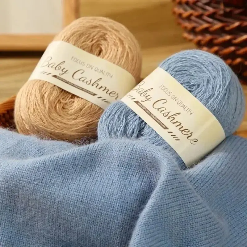 Premium Wool Yarn Bag, 6 Pieces = 300g Fine Mountain Wool Thread, DIY Hand Knitting Material, Knitting Supplies, Crochet Thread, Lightweight Knitting for Autumn Winter Fashion, Knitted Material
