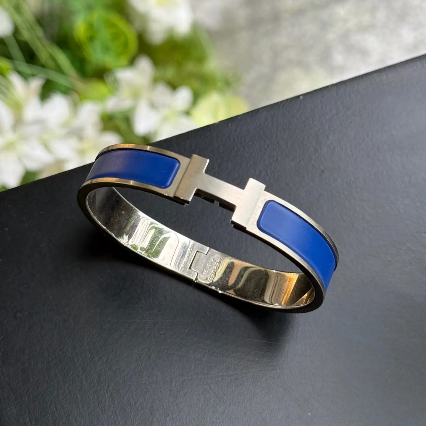 Pre-owned Hermès Blue Enamel H Bangle Brushed Silver‑Tone Hardware Fits 18cm Wrist 2602366