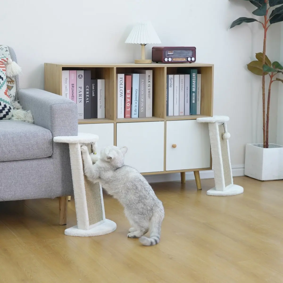 Catry Sofa Corner Protector 17-in Polyester with Cher Cat Scratching Pad,, 17 inch, with scratching posts