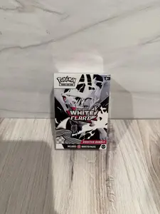 Pokemon White Flare Booster Bundle