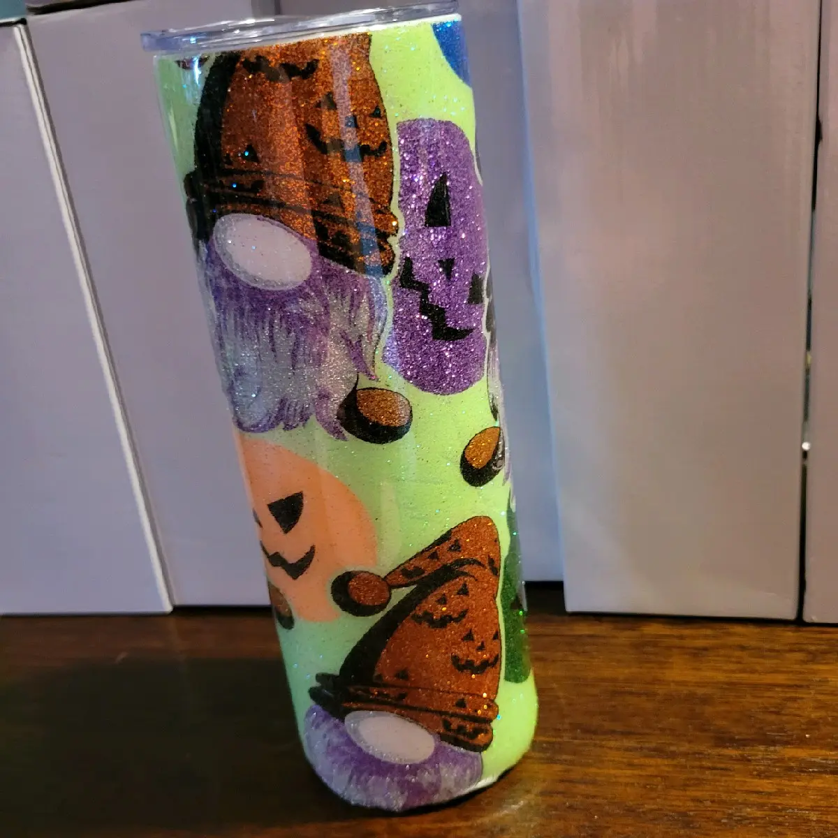 Gnome pumpkin epoxy tumbler