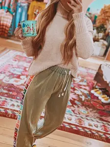 Granny Square Detailed Sweatpants