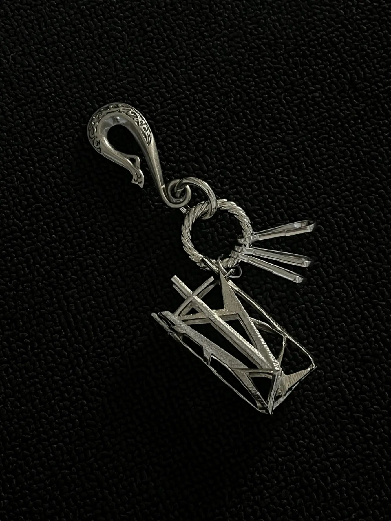Cyber-Style Transforming Lighter Case, Metal Keychain & Waist Accessory, Premium Texture, Stylish Design, Durable Material