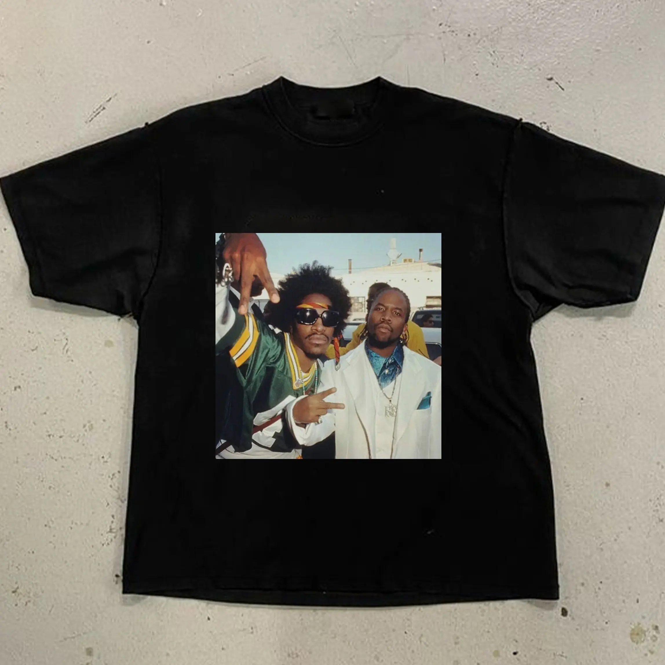 Outkast T-shirt - Vintage 90s T-shirt - Hip Hop Clothing - Rapper Shirts - Concert Shirts -  Classic Fit, Trendy Unisex Tee