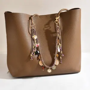 Bohemian Style Bag Charms – Acrylic Heart Pendant & Alloy Decoration for Handbags, Customizable Accessories for Bags, Boho Chic Bag Decoration