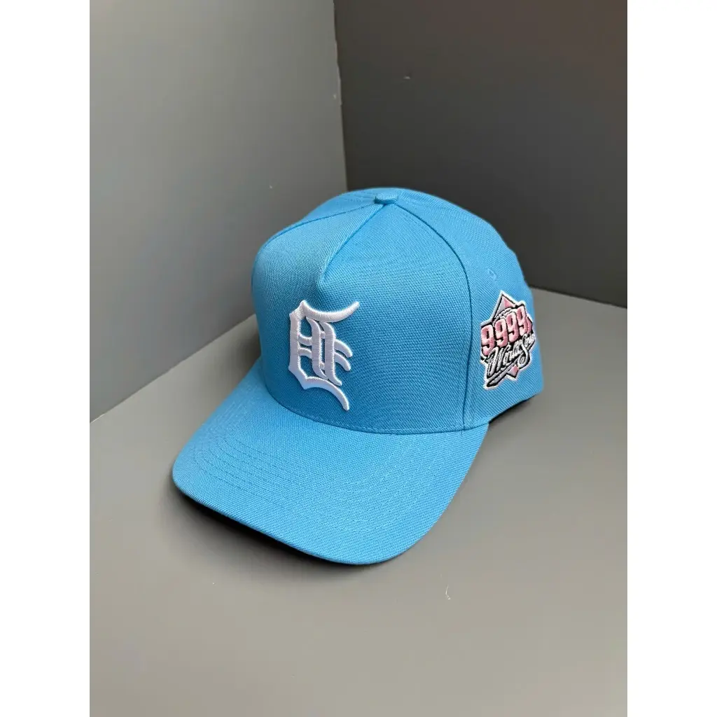 Blue Flat Brim Snapback Hat for Men & Women – Embroidered Letter D Adjustable Baseball Cap, Hip Hop Streetwear Trucker Hat